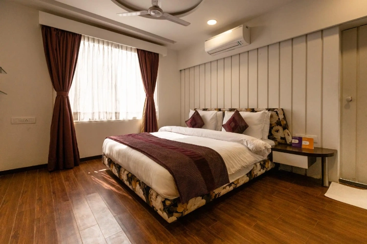 Standard Double Suite