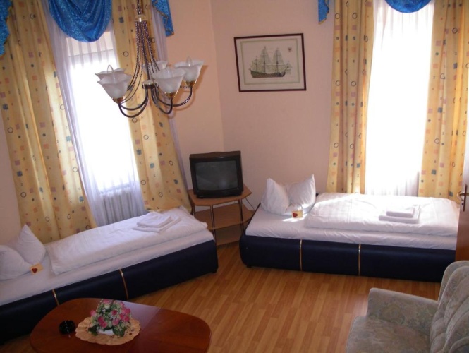 Standard Quadruple room