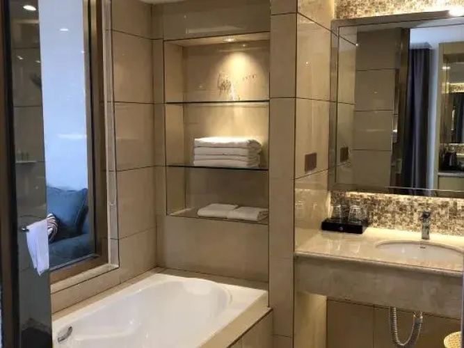 Pullman Hotel (Zoucheng Guoguo Branch)