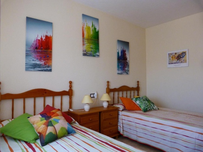 3 Bedrooms Apartment