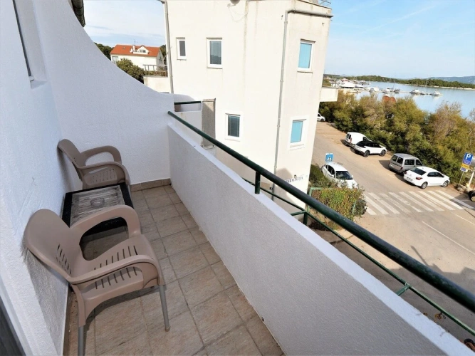 1 Bedroom Apartment with balcony