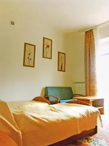 Nil Pol Apartments