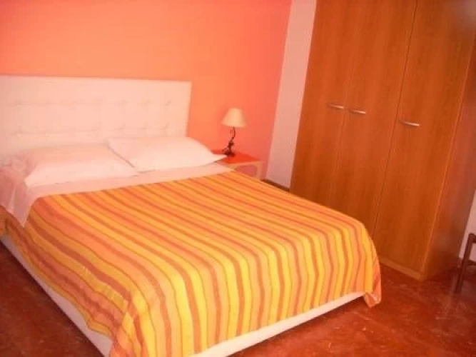 B&B Luxor
