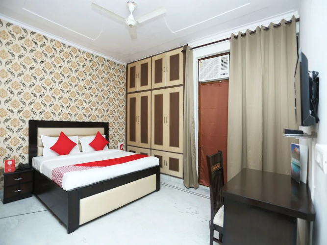 OYO Rooms Epicenter