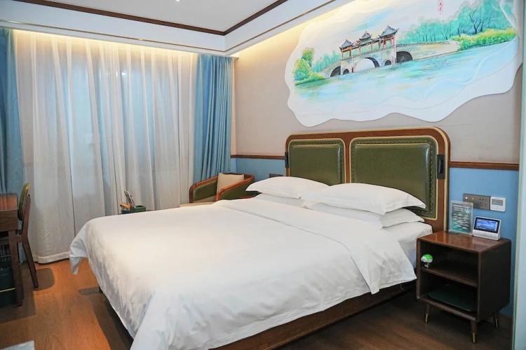 Superior Twin room with garden view