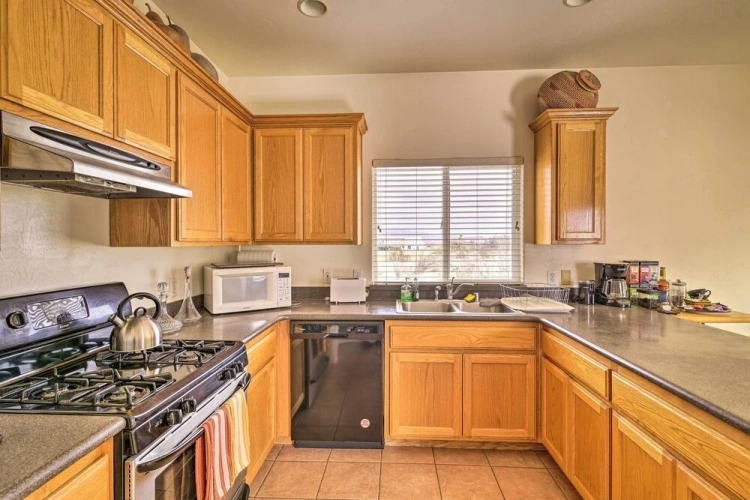 3 Bedrooms Cottage