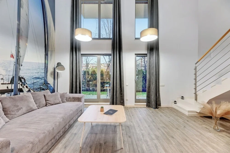 Apartment with balcony