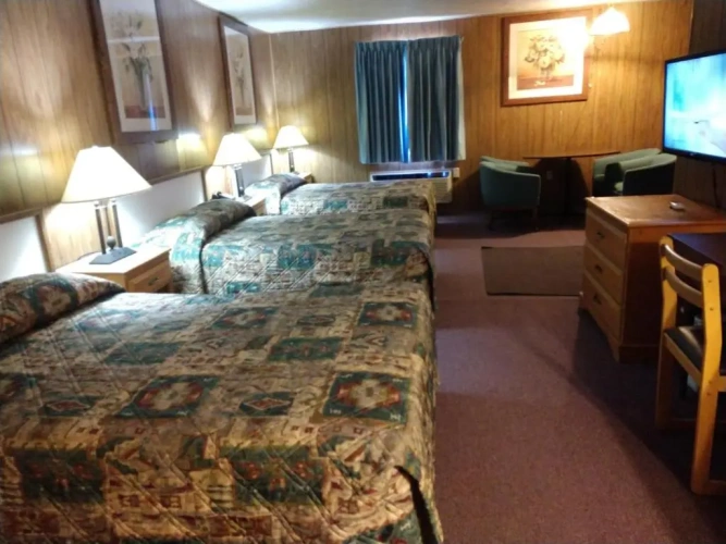 Standard Triple room