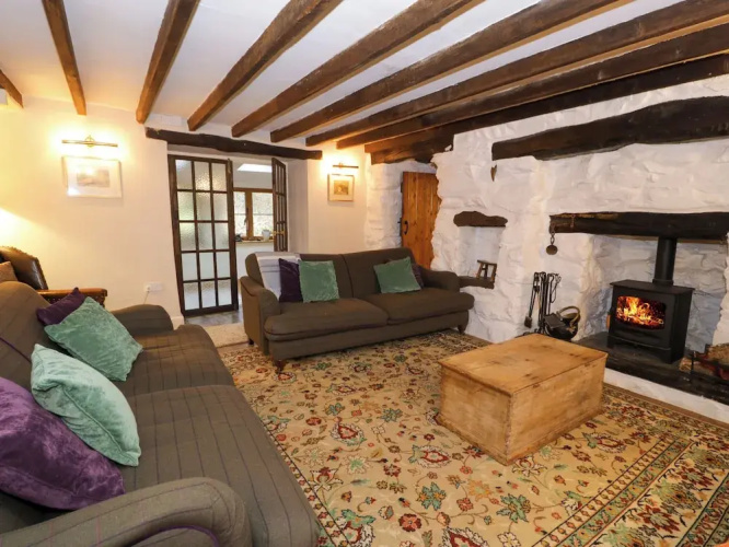 Glandwr Cottage