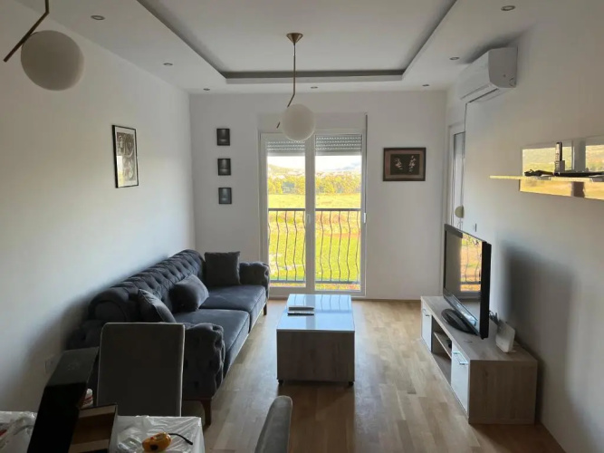Apartment 79