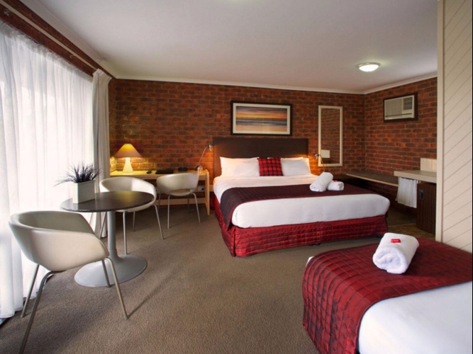Deluxe Twin room