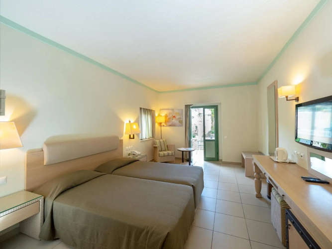 Silva Beach Hotel