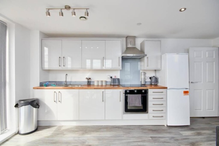 2 Bedrooms Apartment