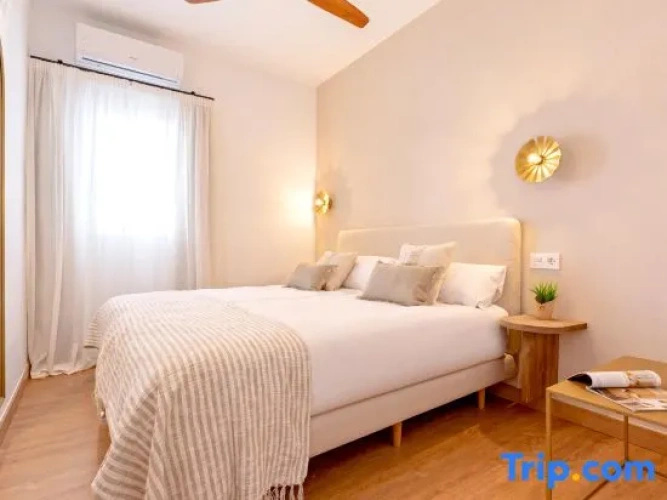 3 Bedrooms Apartment