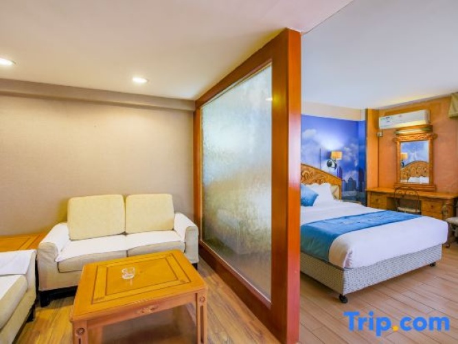 Deluxe Double Suite