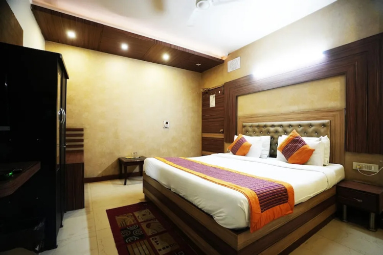 Hotel Classic Karol Bagh