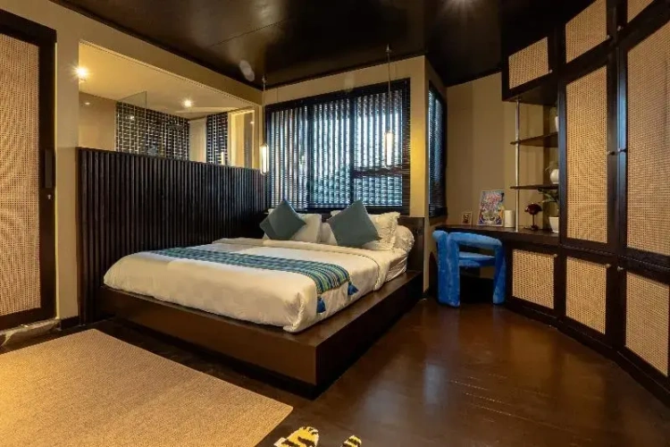 2 Bedrooms Villa