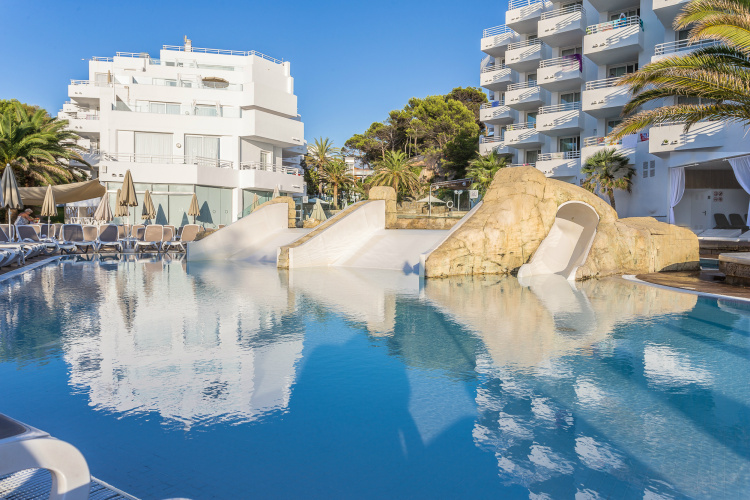 FERGUS Style Cala Blanca Suites photo 24
