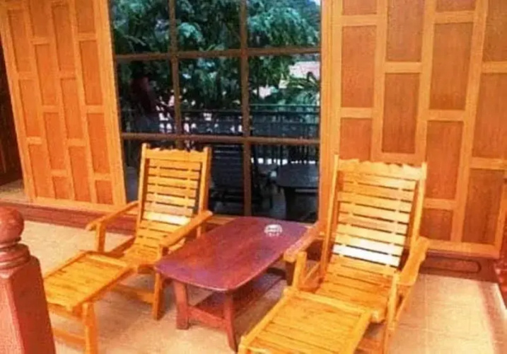 Jj Bungalow