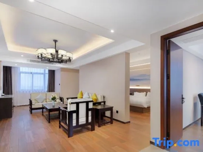Premier Suite