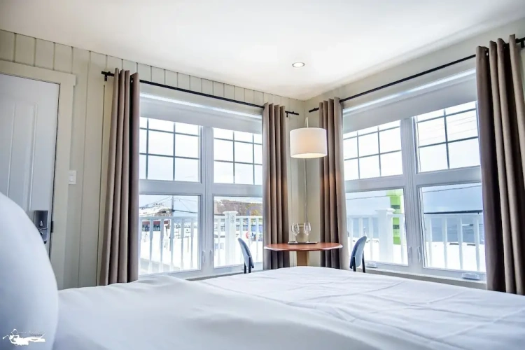 Standard Double room with ocean view