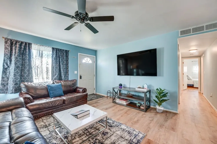 3 Bedrooms Cottage