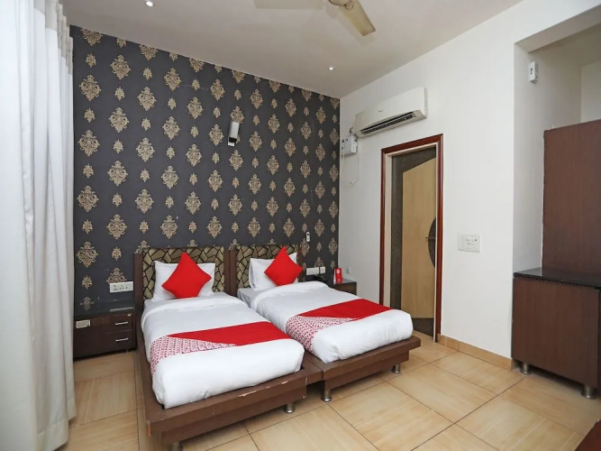 OYO 17257 Stay Inn