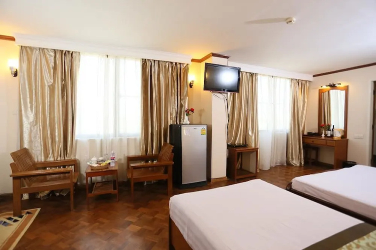 Royal Power Hotel
