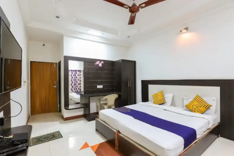 Hotel Arsh Plaza