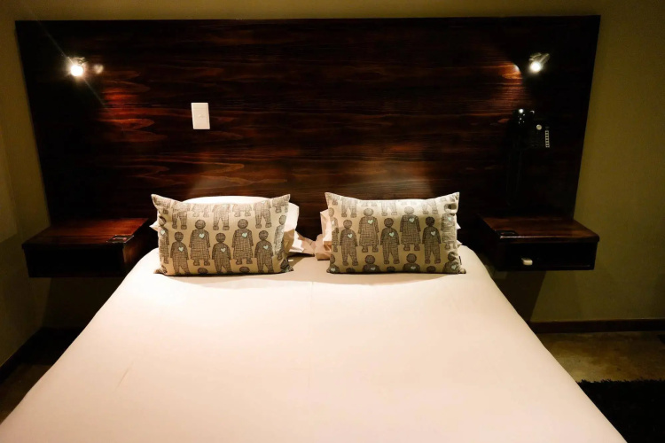 About Guest Lodge