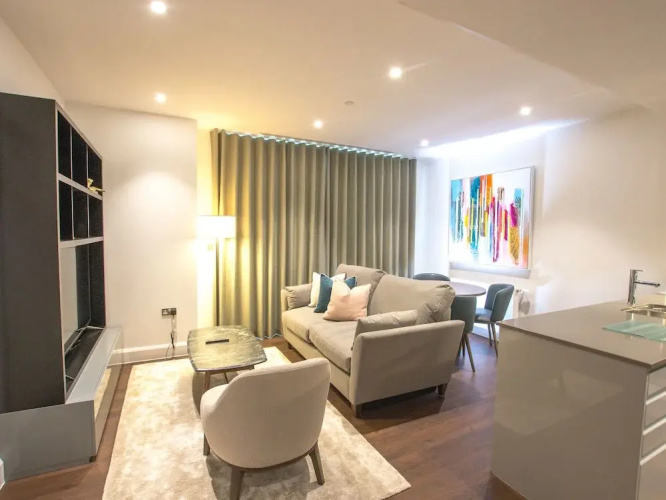Charles Hope Apartment Canary Wharf