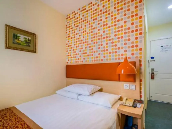 Home Inn Yanshaxinyuanli