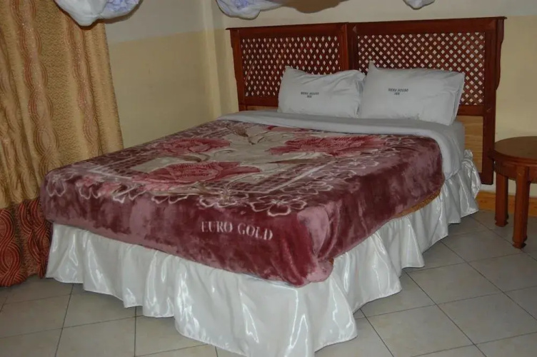 Arusha Center Inn