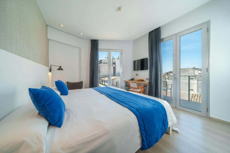 Mar Calma Hotel