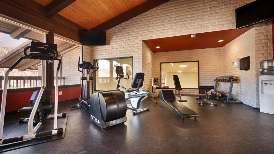 Best Western Plus Arroyo Roble Hotel & Creekside Villas photo 30