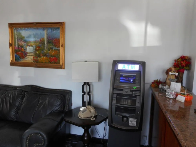 Highlander Motel