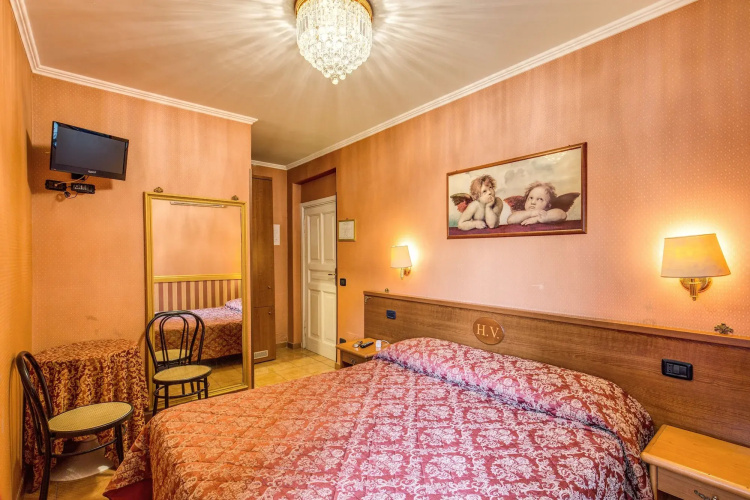 Virginia Hotel