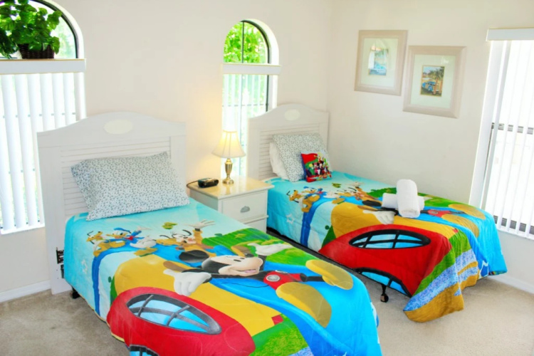 HG16630LBL - 4 beds pool & spa home - Gated