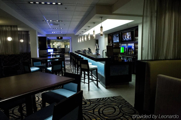 The Grand Winnipeg Airport Hotel photo 20