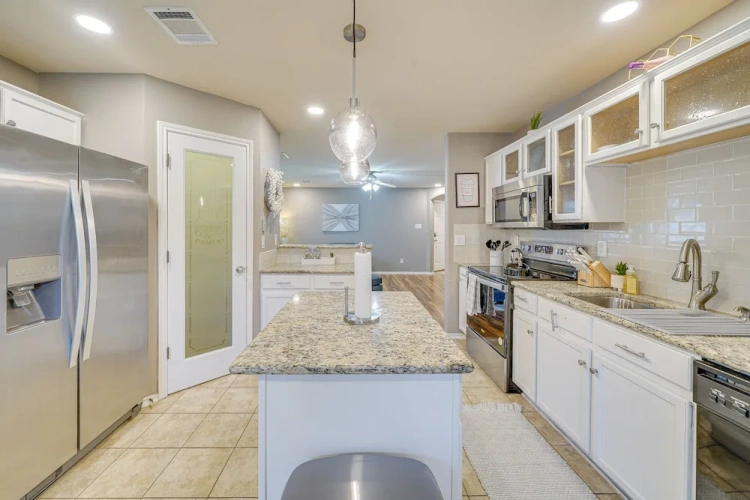 3 Bedrooms Cottage