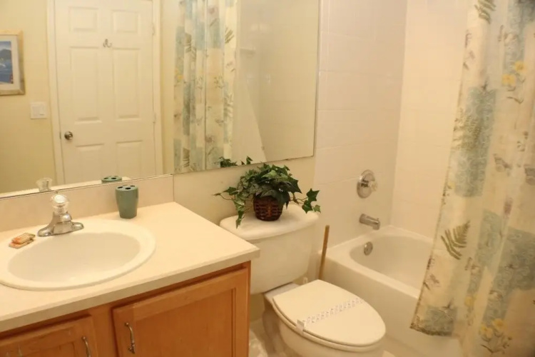 IC018OR - 4 bedroom pool home