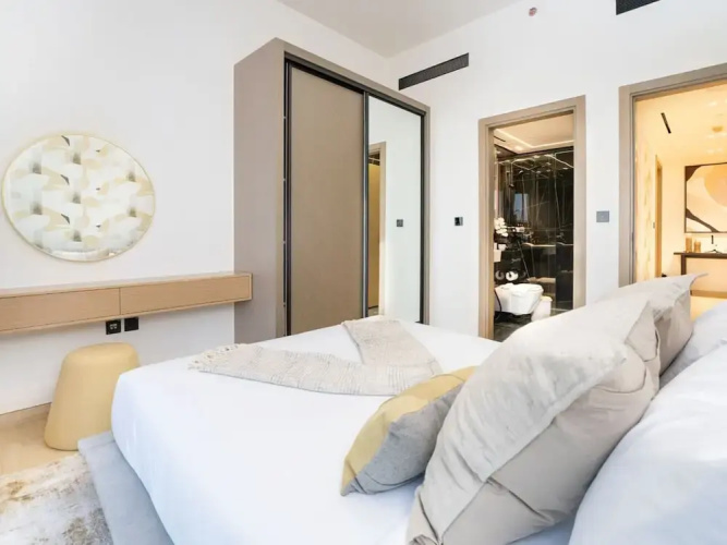 Easygo-- Amazing 1bdr Binghatti Heights