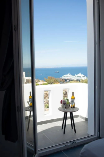 Petra Mykonos Studios & Suites