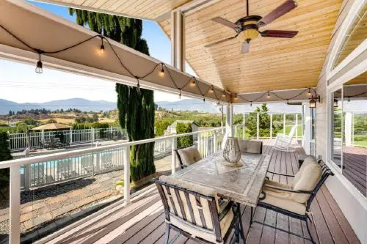 La Via Bella Retreat by the Lake