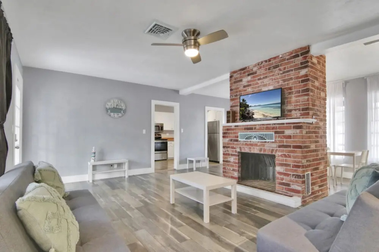 Tarpon River Estate