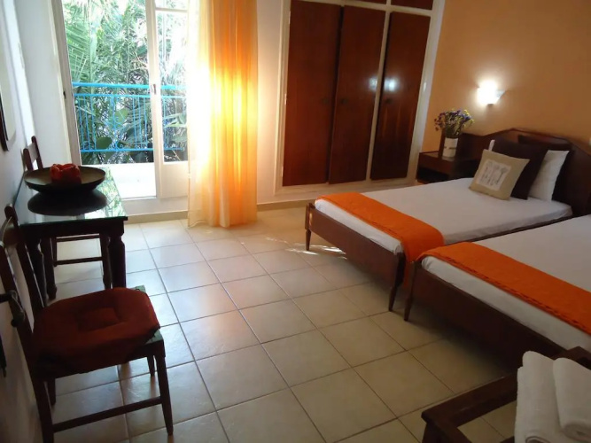 Hotel George