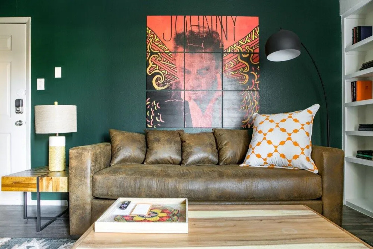 WanderJaunt - Chic North Austin Apts