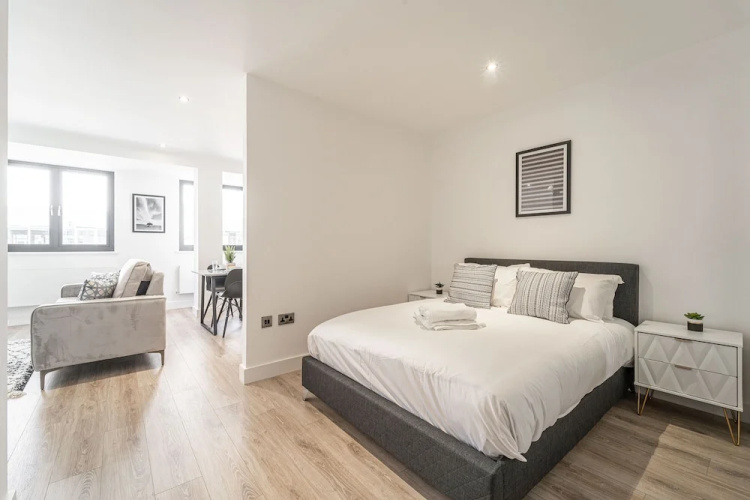 Seven Living Solihull - Broadoaks Studio