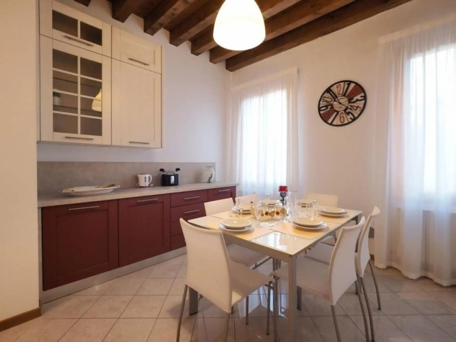 Venice Halldis Apartments