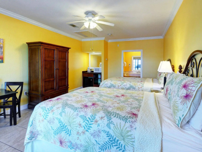 Beachside Inn